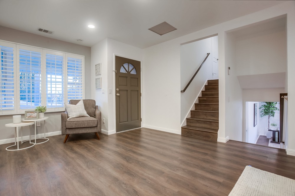 Virtual tour photo 14 of 75 for 8608 Highwood Dr
