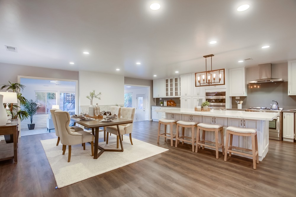 Virtual tour photo 15 of 75 for 8608 Highwood Dr