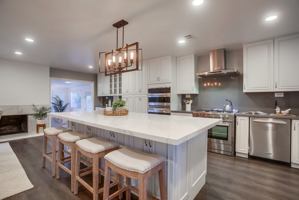 Virtual tour photo 22 of 75 for 8608 Highwood Dr