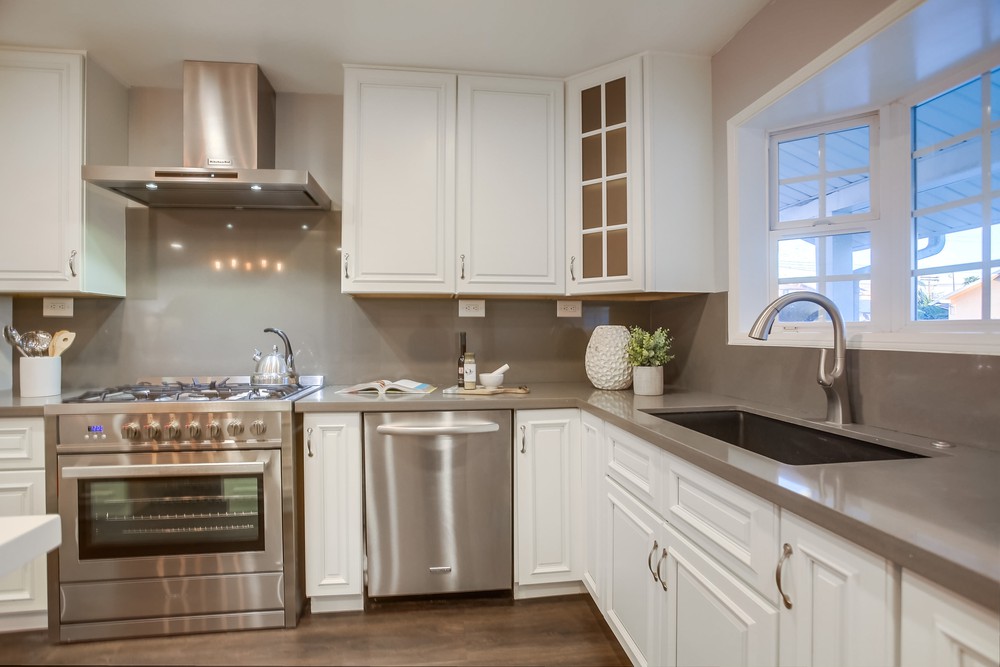 Virtual tour photo 23 of 75 for 8608 Highwood Dr