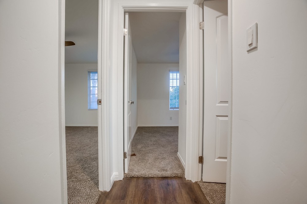 Virtual tour photo 44 of 75 for 8608 Highwood Dr
