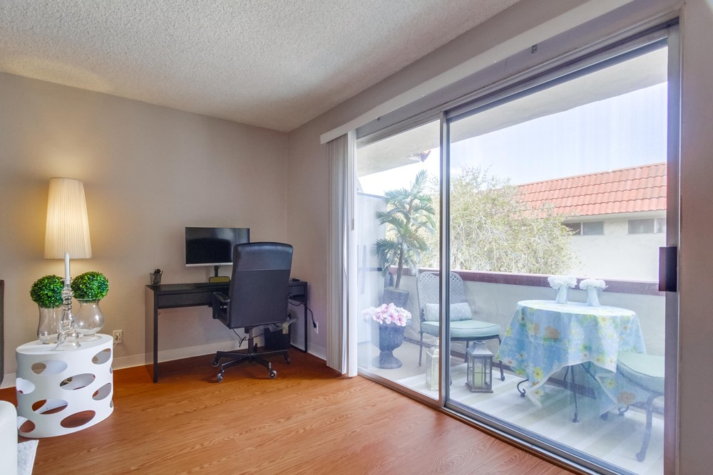 Virtual tour photo 12 of 38 for 8609 Lake Murray Blvd