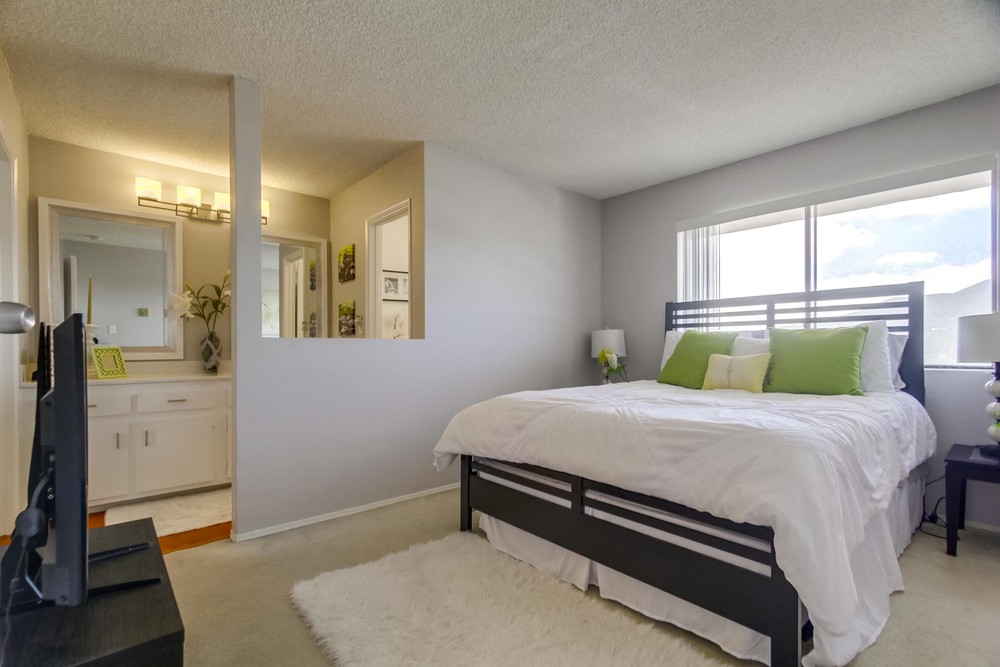 Virtual tour photo 22 of 38 for 8609 Lake Murray Blvd