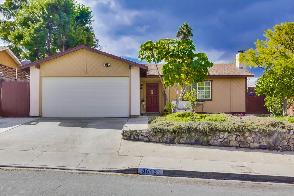 Virtual tour photo 1 of 53 for 8613 Bennington Street