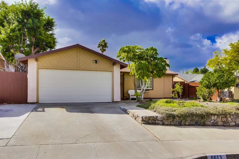 Virtual tour photo 3 of 53 for 8613 Bennington Street