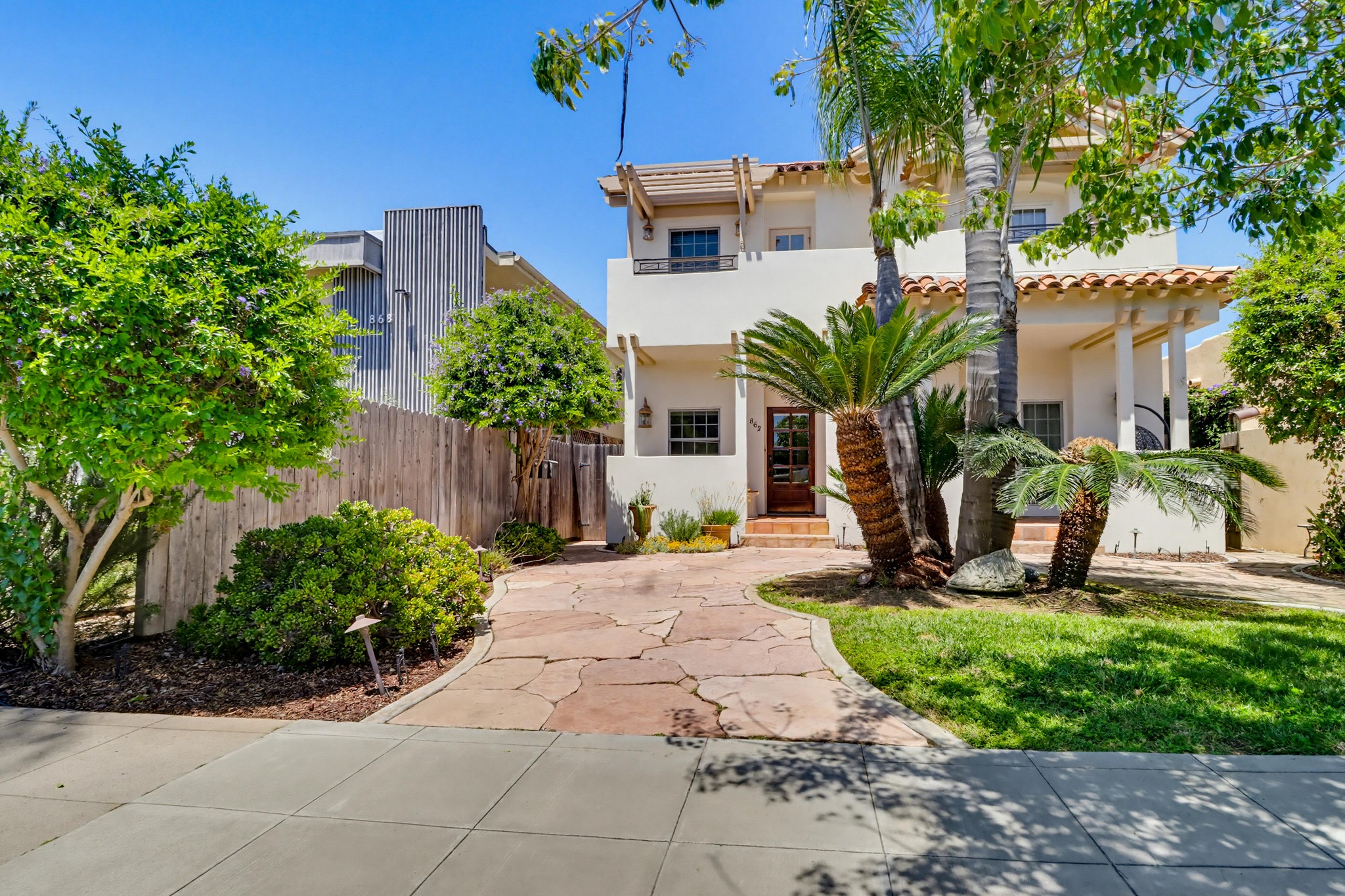 Virtual tour photo 1 of 64 for 862 G Ave