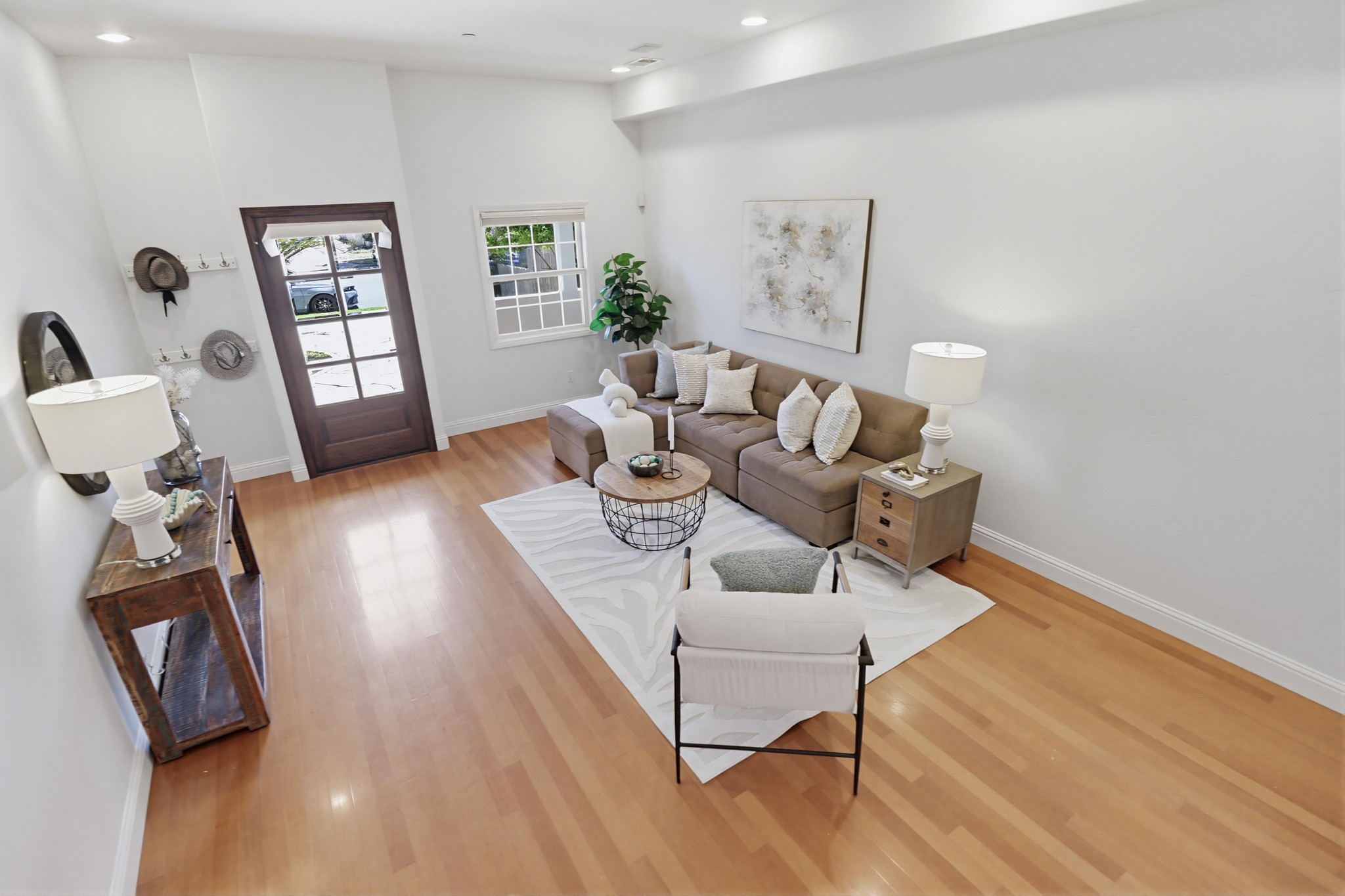 Virtual tour photo 11 of 64 for 862 G Ave