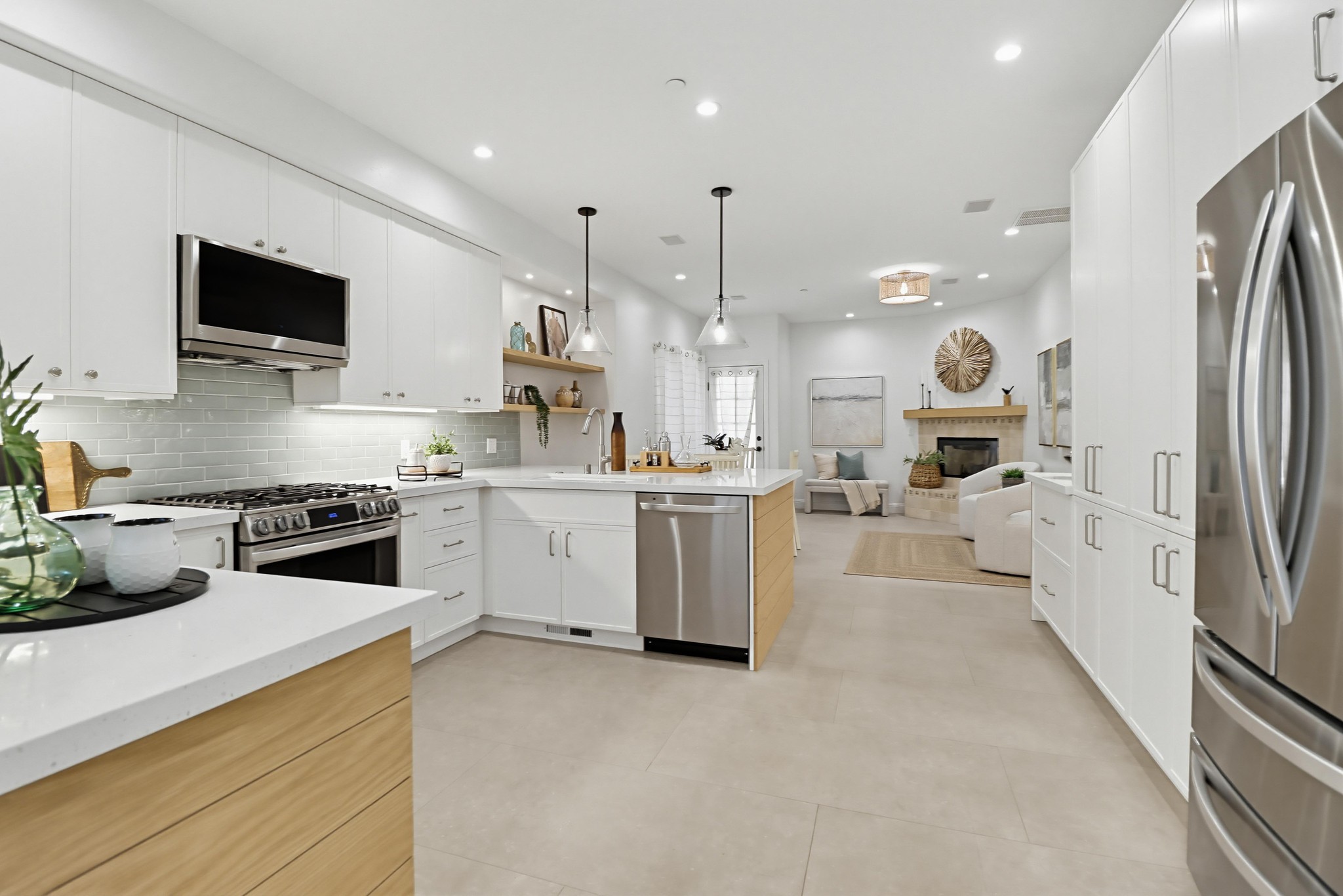 Virtual tour photo 12 of 64 for 862 G Ave