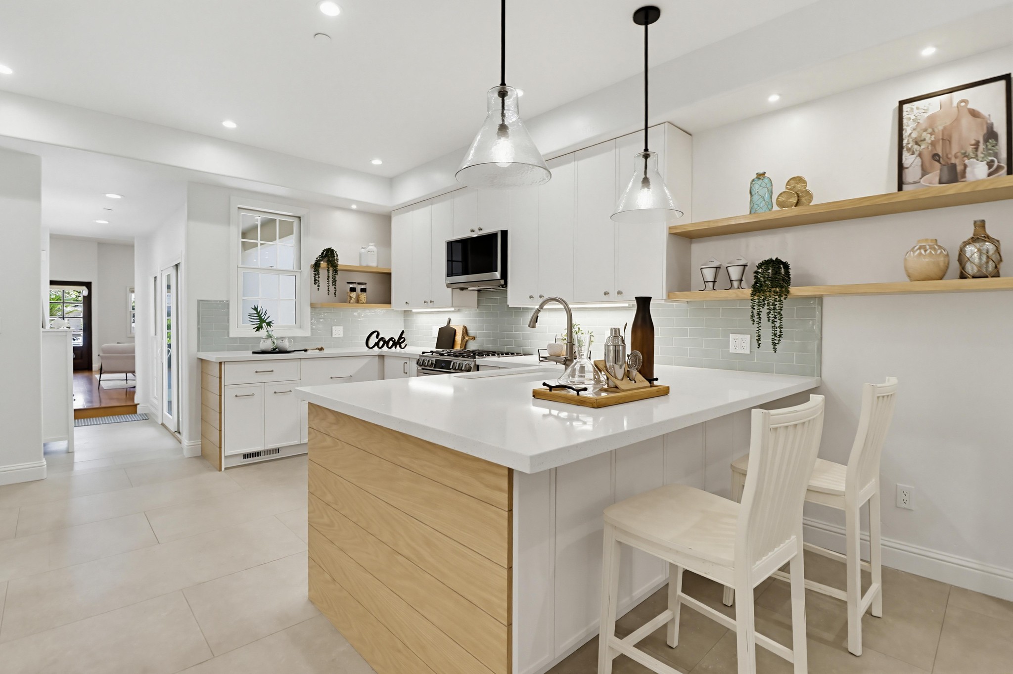 Virtual tour photo 17 of 64 for 862 G Ave