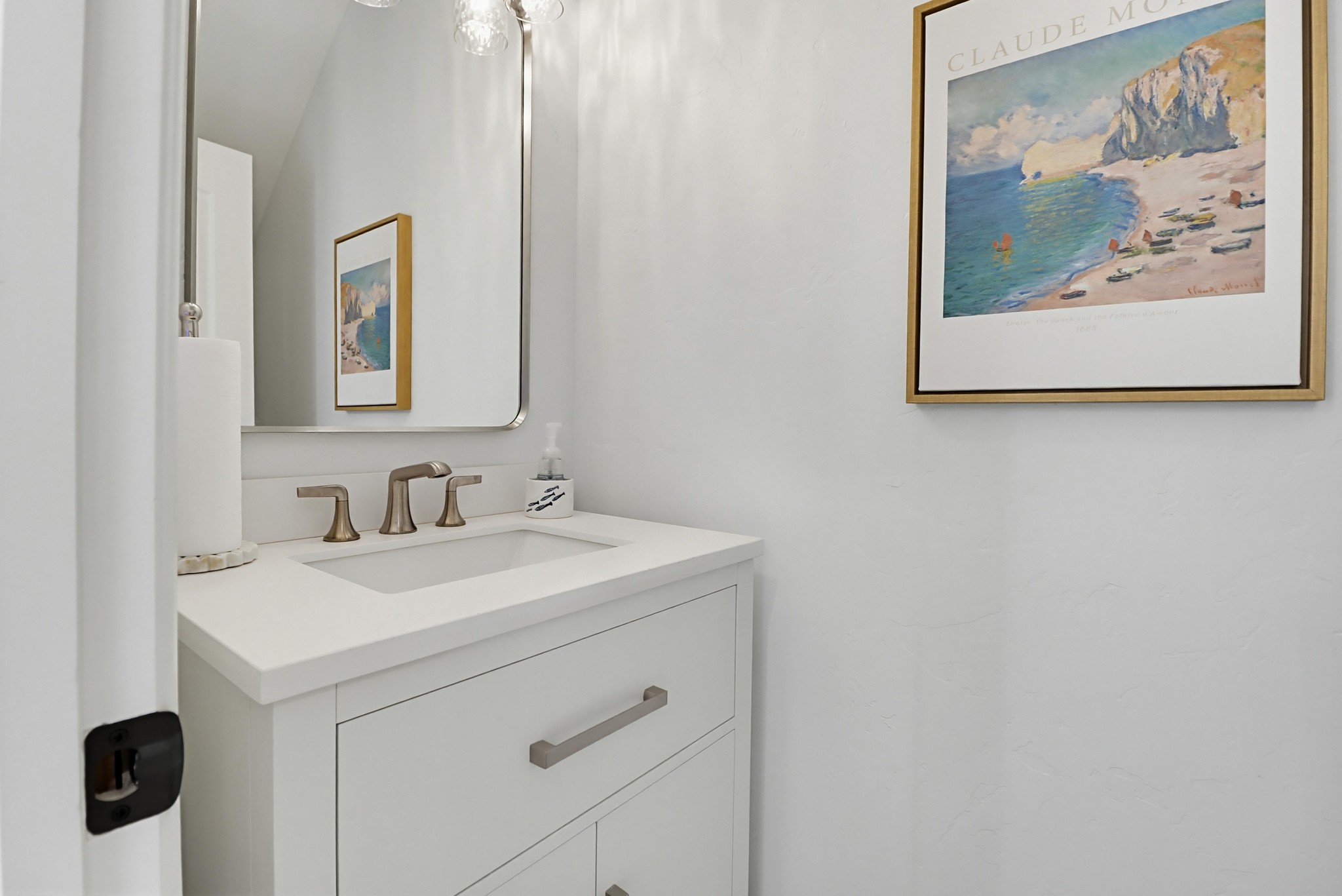 Virtual tour photo 23 of 64 for 862 G Ave