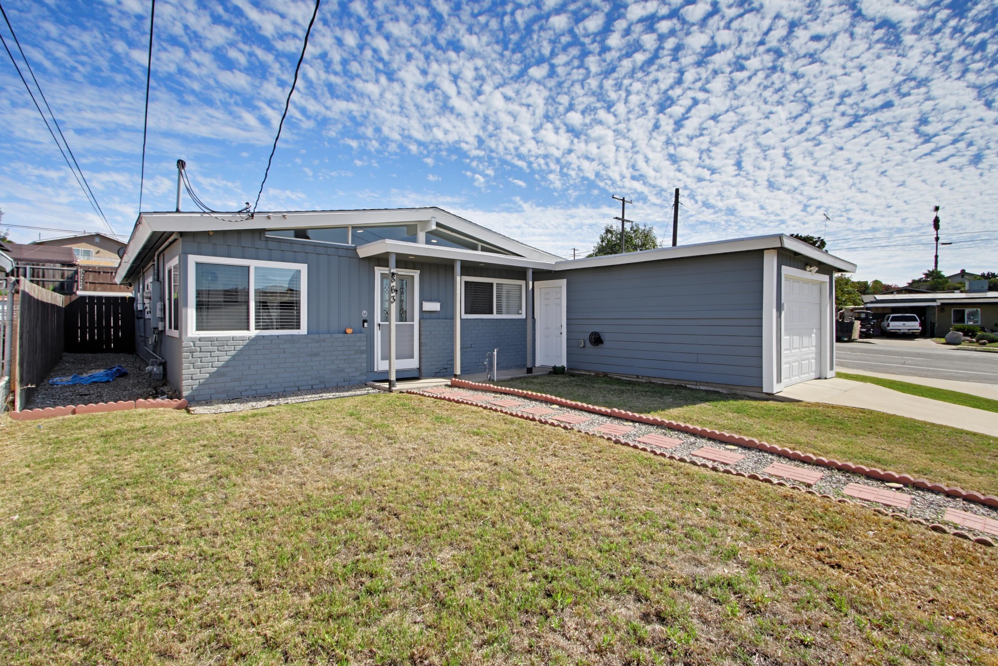 Virtual tour photo 6 of 55 for 863 Ginna Pl