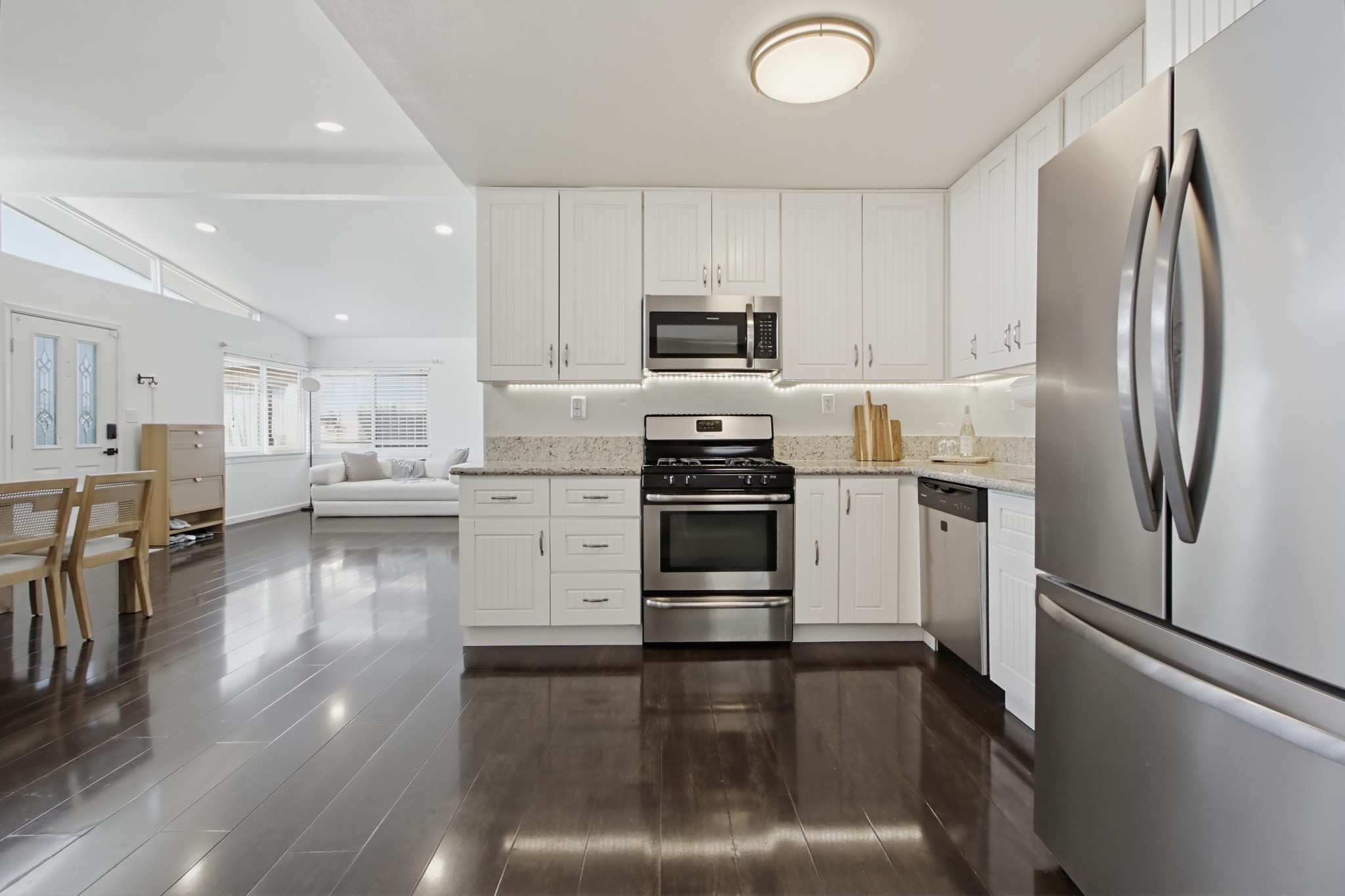 Virtual tour photo 20 of 55 for 863 Ginna Pl