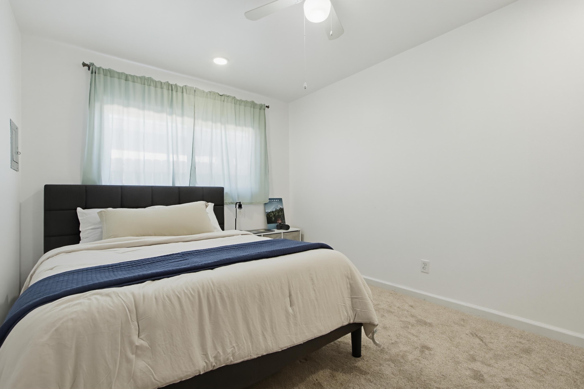 Virtual tour photo 41 of 55 for 863 Ginna Pl