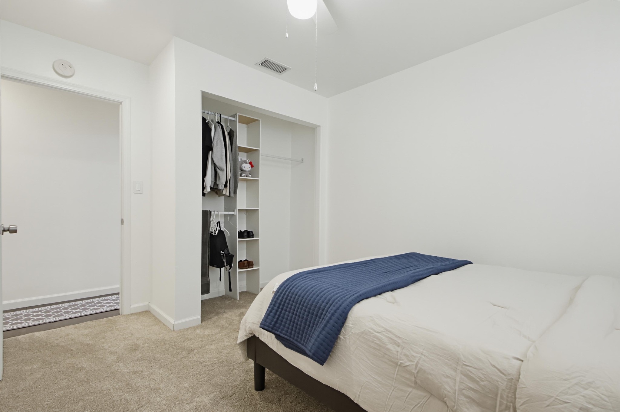 Virtual tour photo 42 of 55 for 863 Ginna Pl