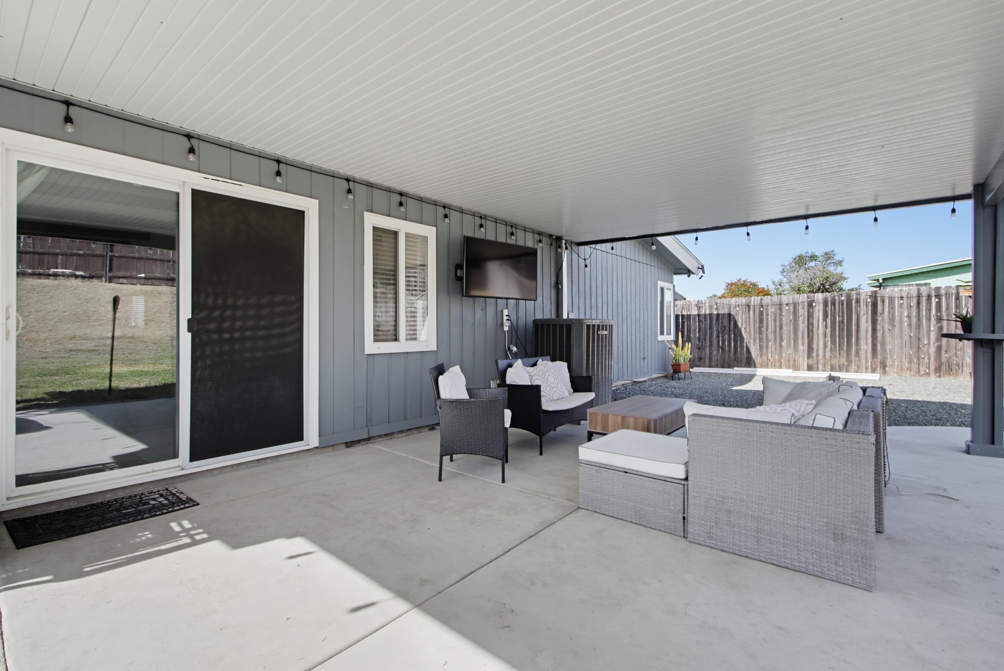Virtual tour photo 45 of 55 for 863 Ginna Pl