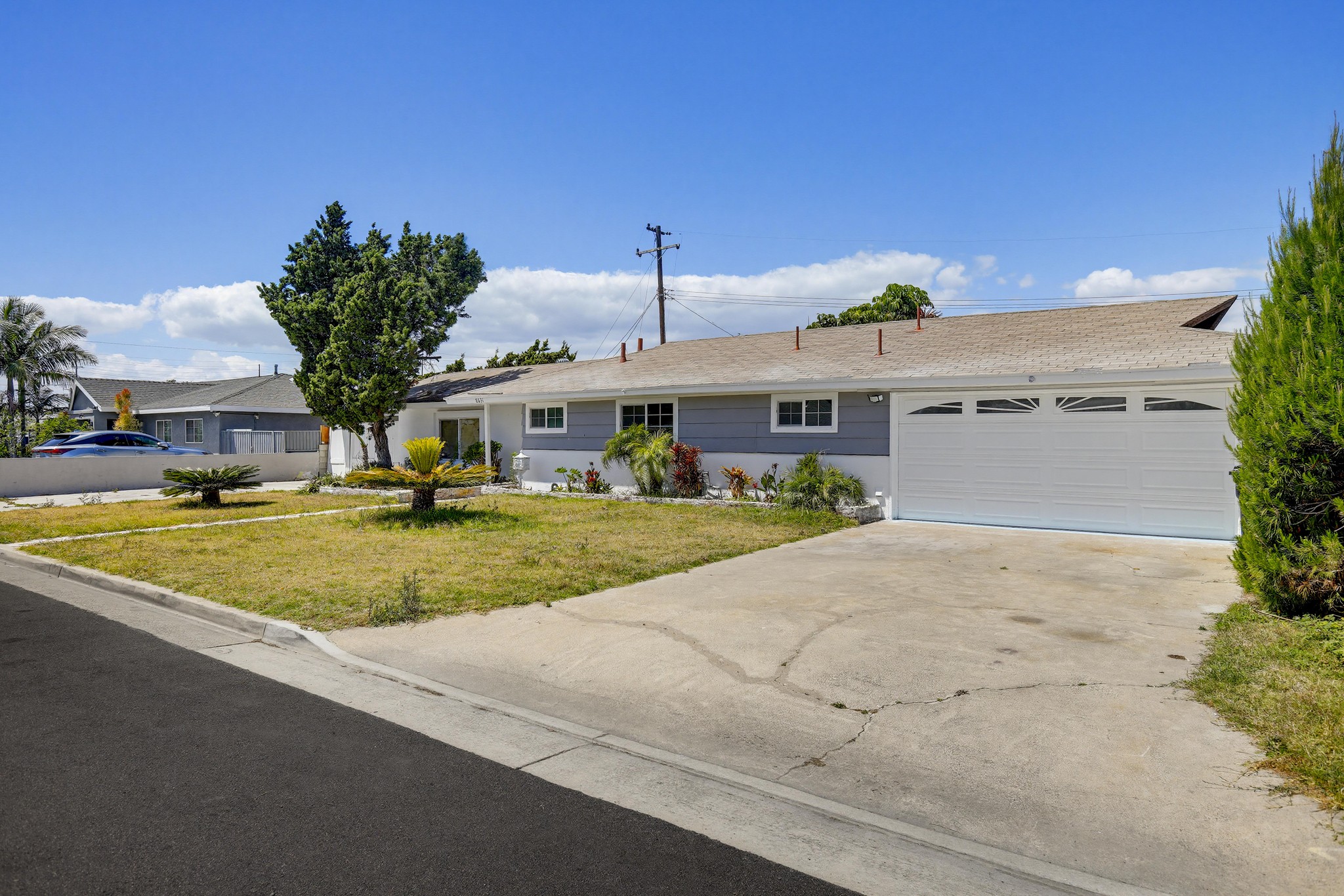 Virtual tour photo 4 of 56 for 8631 Marylee Dr