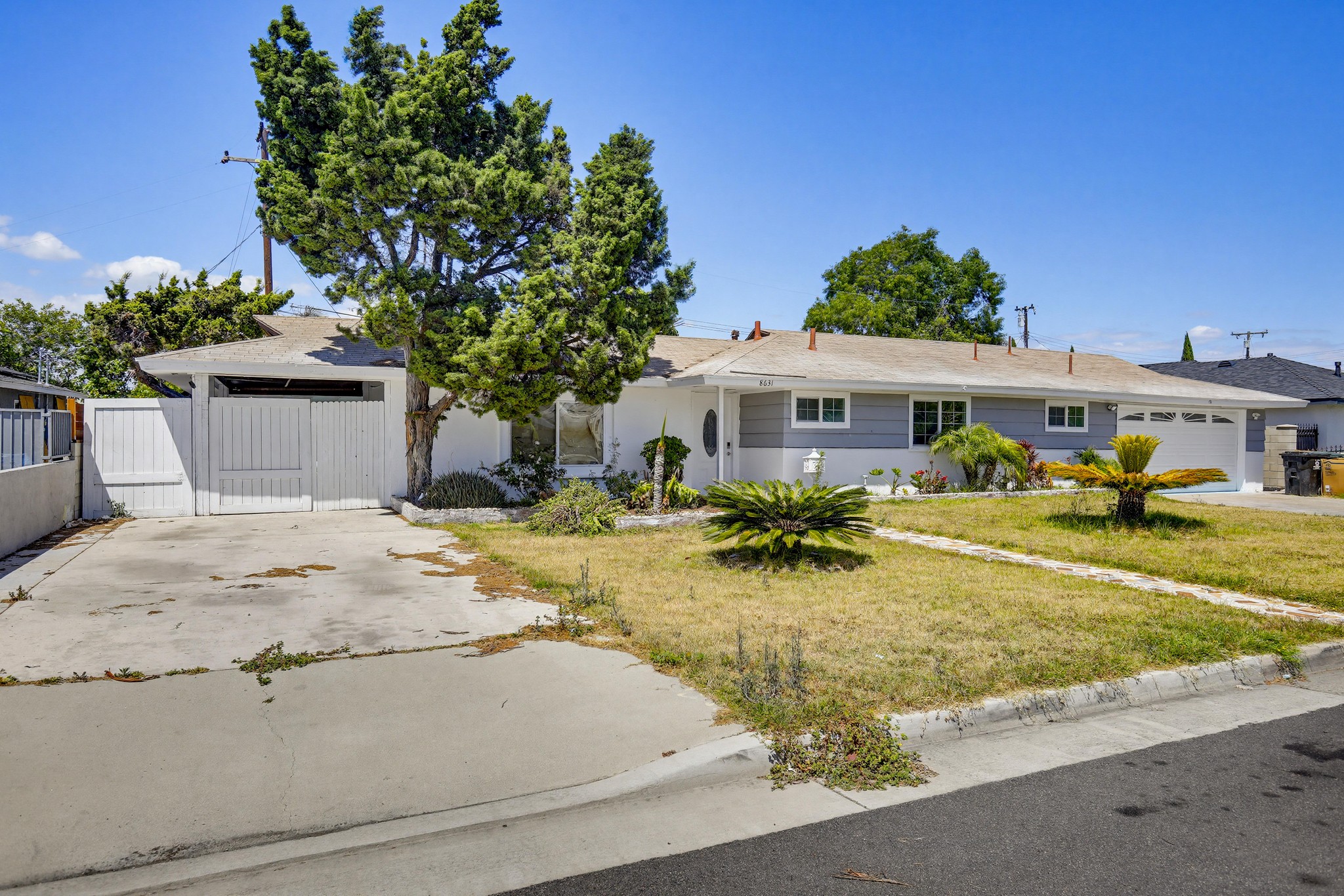 Virtual tour photo 5 of 56 for 8631 Marylee Dr