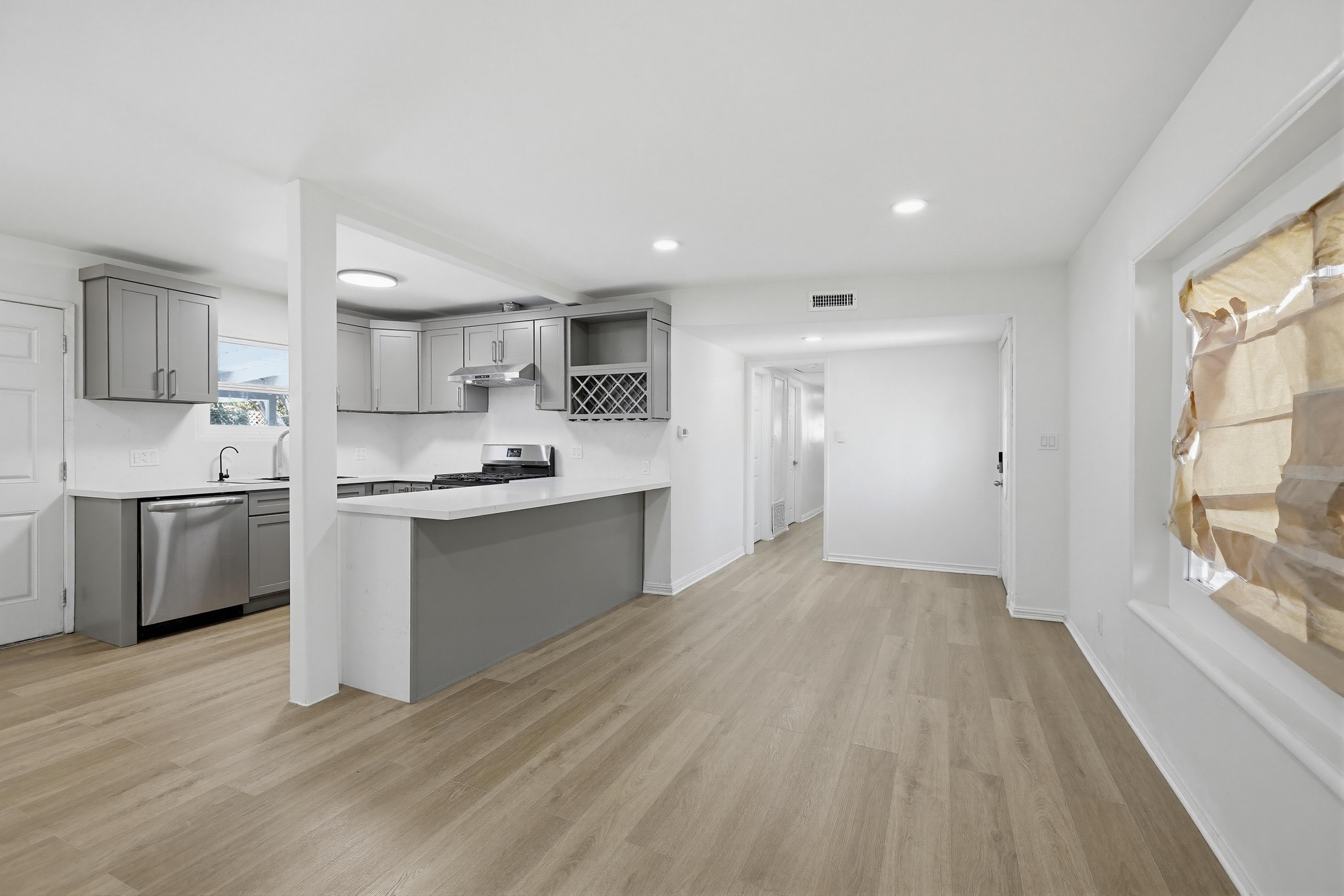 Virtual tour photo 9 of 56 for 8631 Marylee Dr