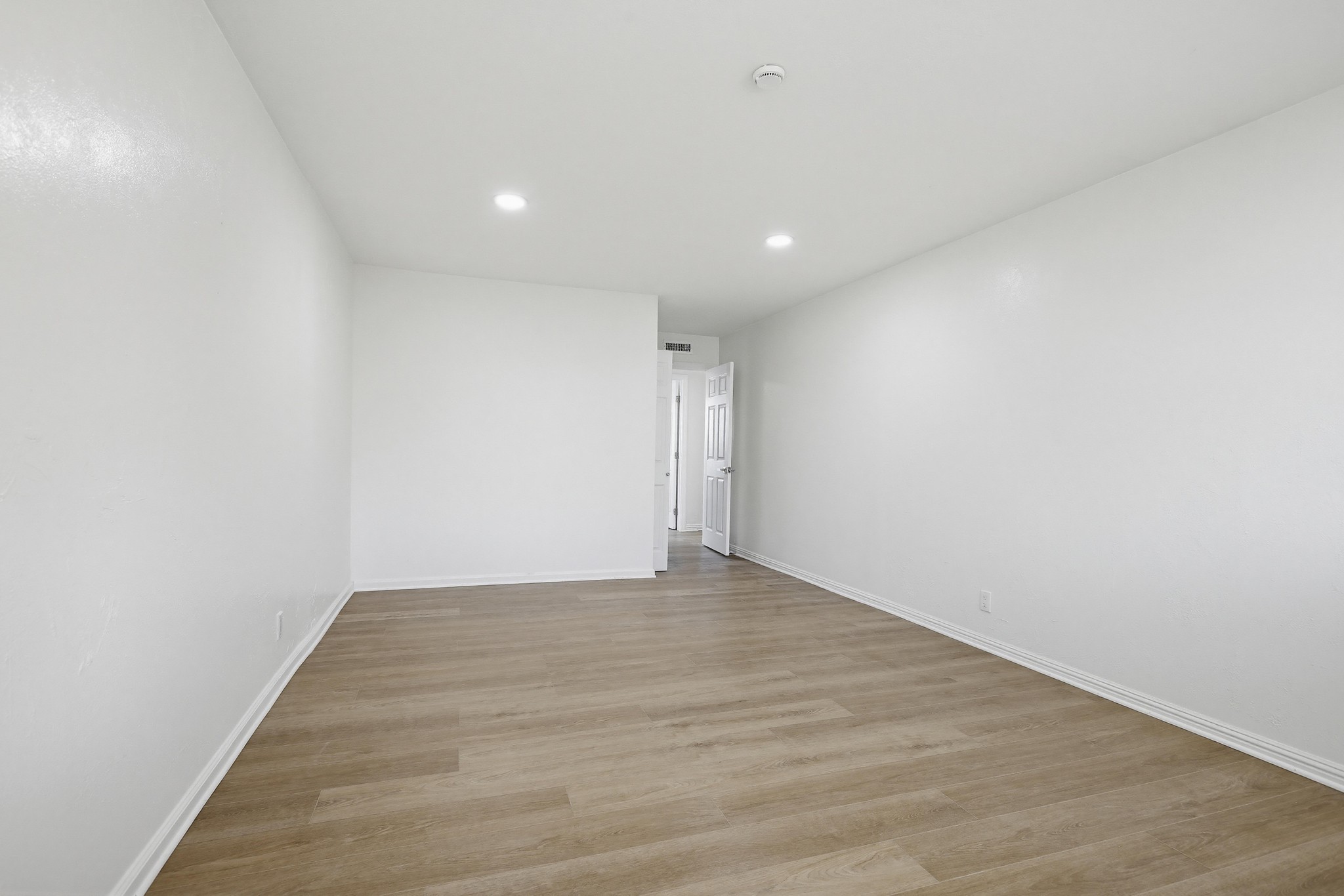 Virtual tour photo 29 of 56 for 8631 Marylee Dr