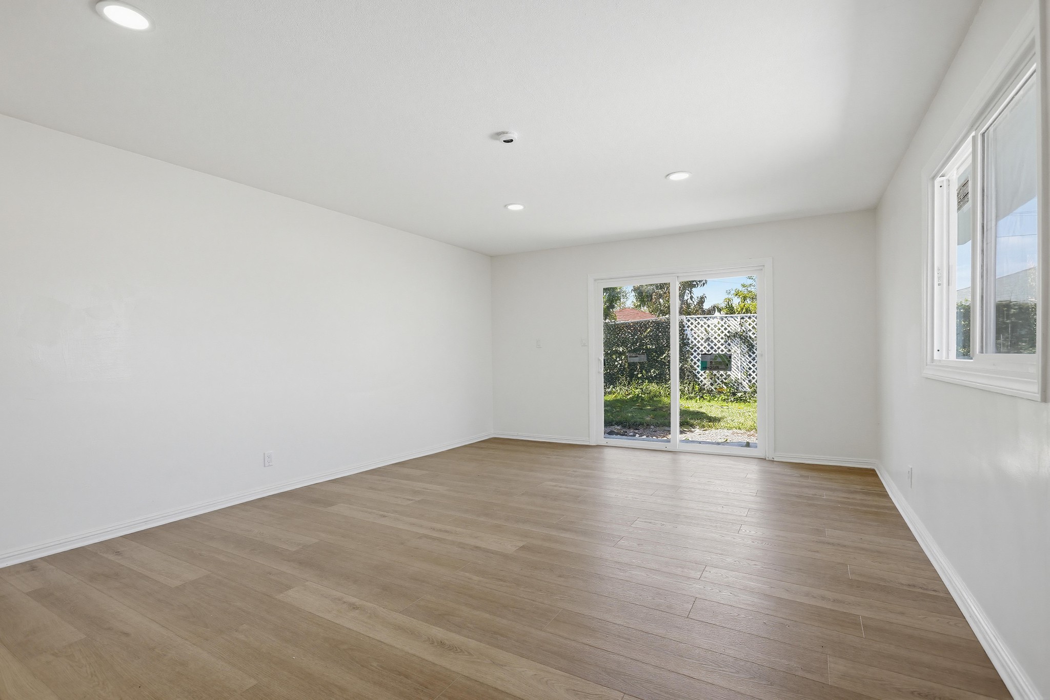 Virtual tour photo 38 of 56 for 8631 Marylee Dr