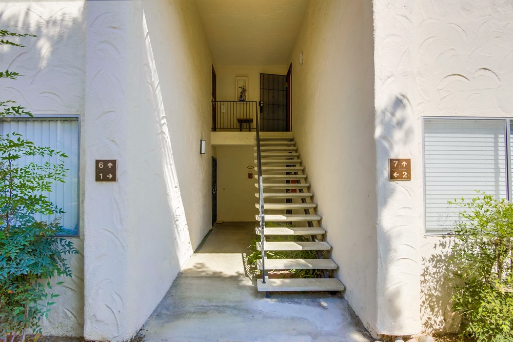 Virtual tour photo 3 of 23 for 8633 Lake Murray Boulevard Unit 7