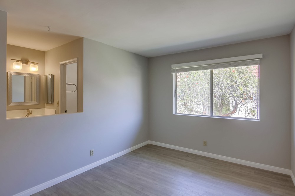 Virtual tour photo 13 of 23 for 8633 Lake Murray Boulevard Unit 7