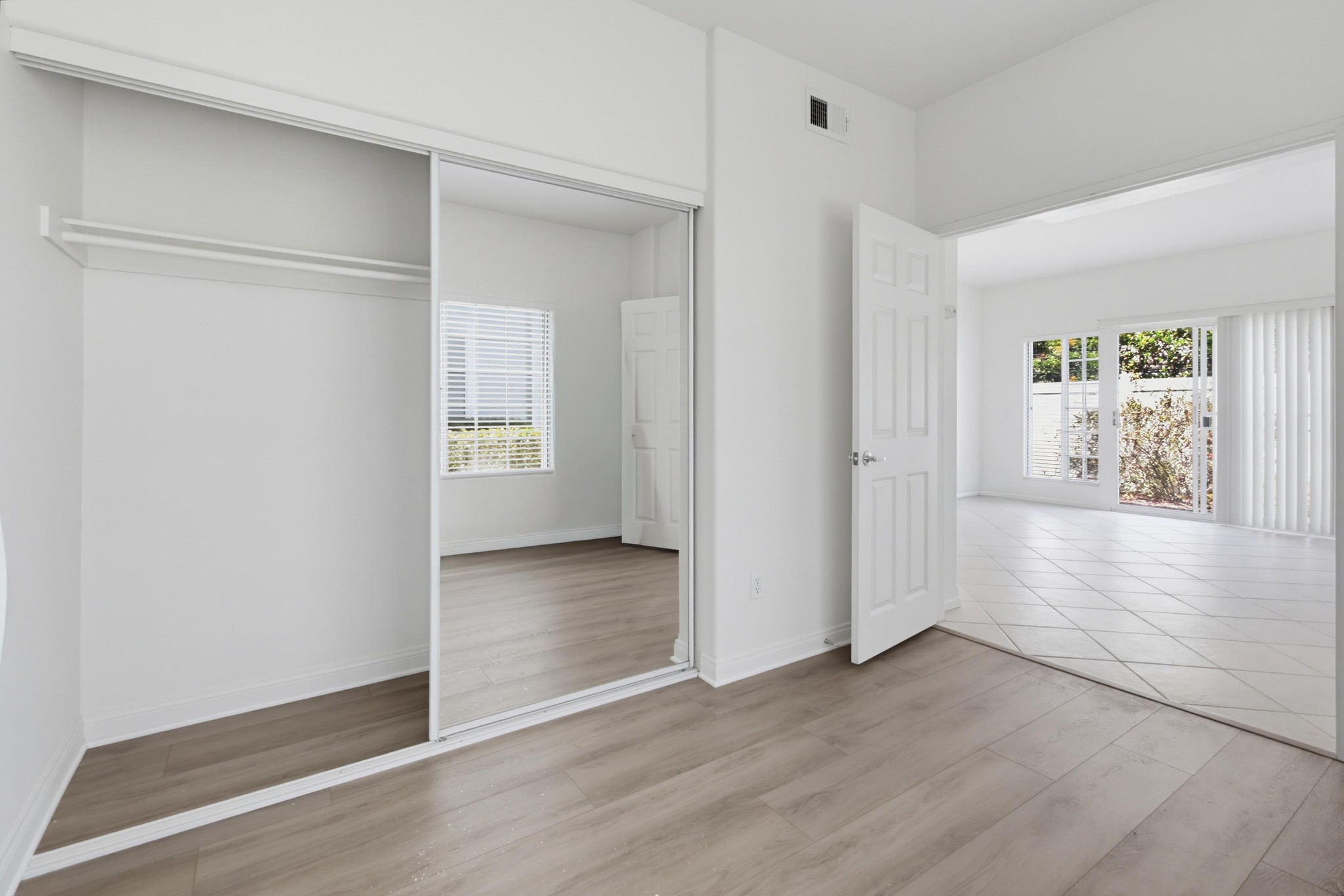 Virtual tour photo 24 of 66 for 8637 Via Mallorca Unit C