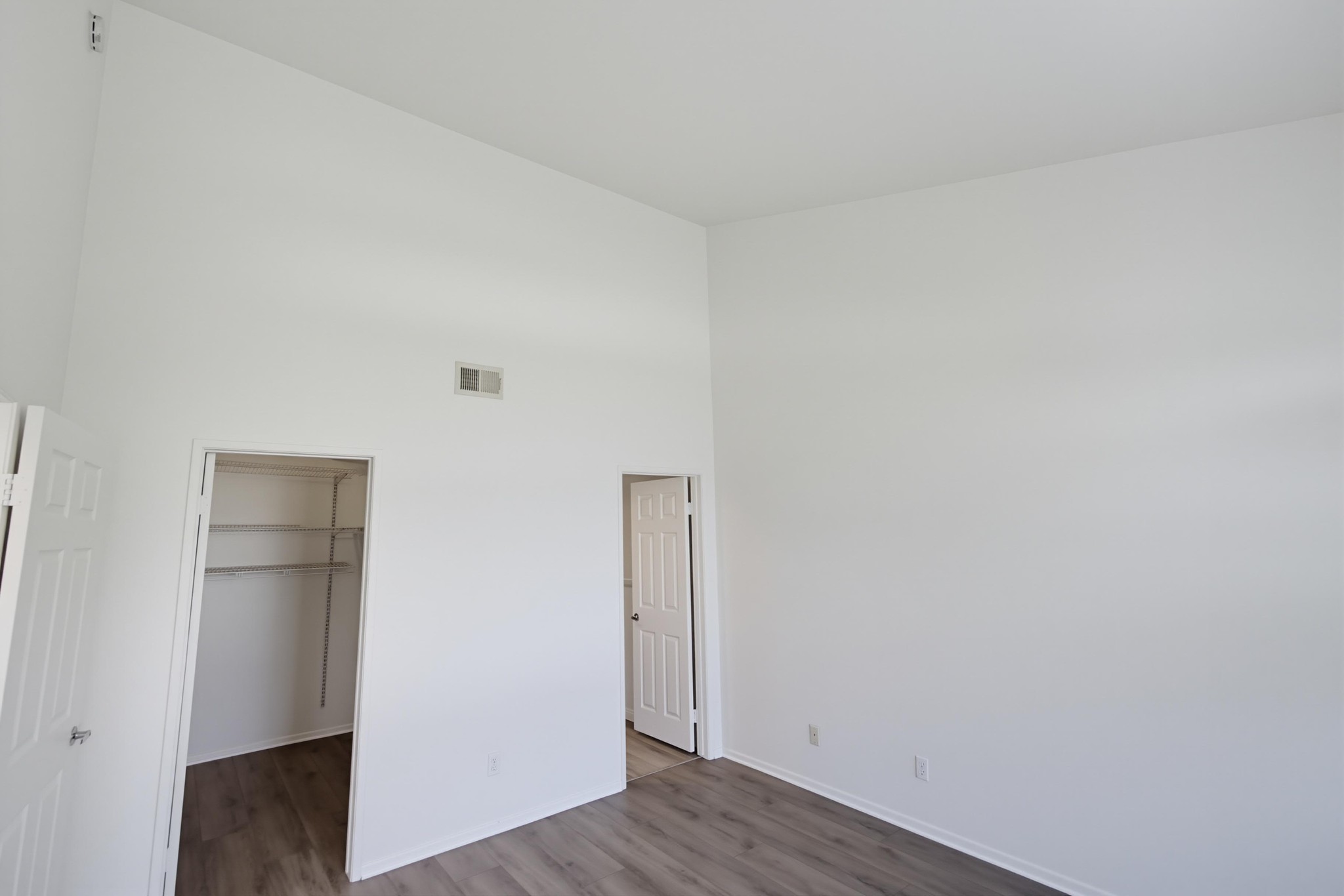 Virtual tour photo 35 of 66 for 8637 Via Mallorca Unit C