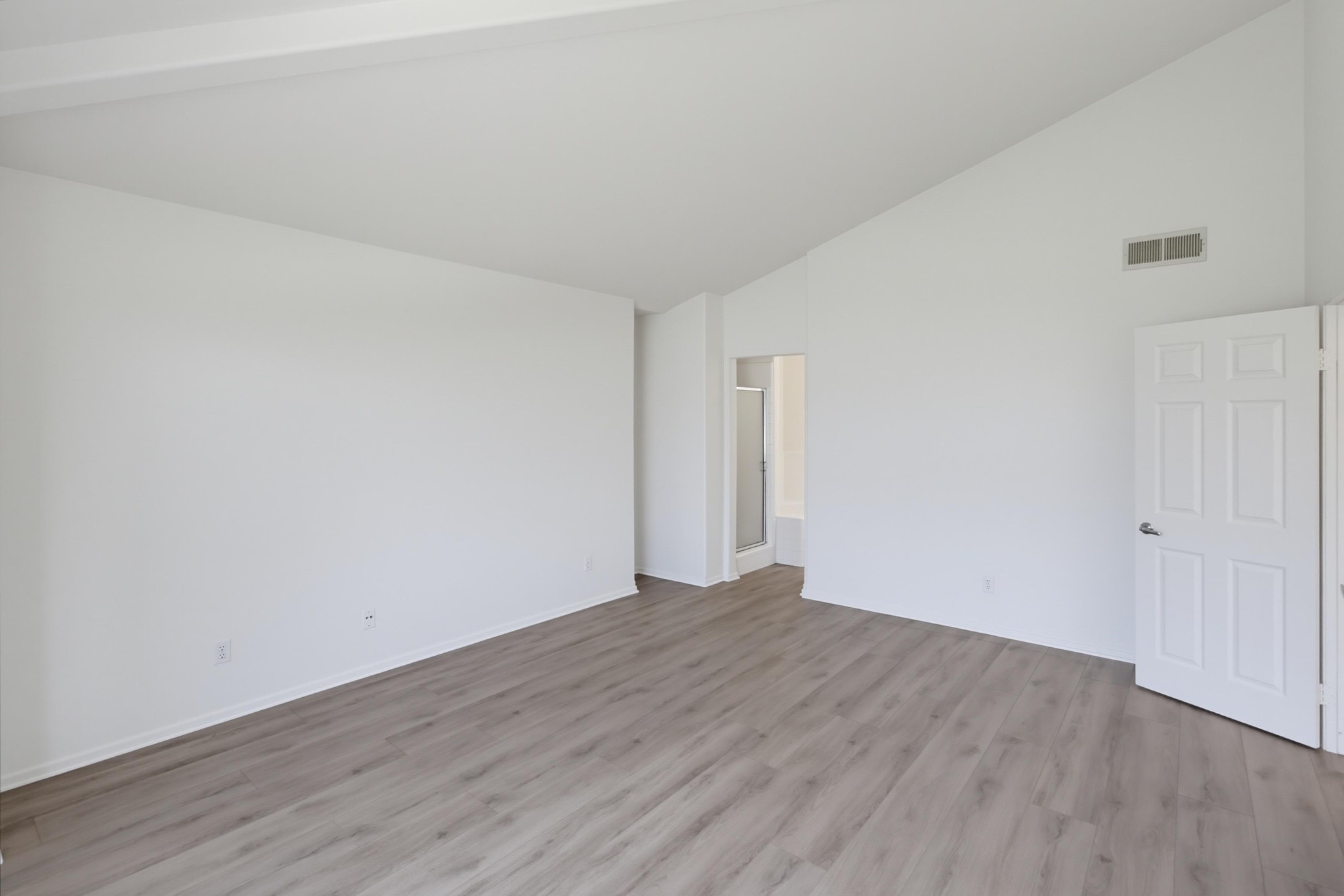 Virtual tour photo 42 of 66 for 8637 Via Mallorca Unit C