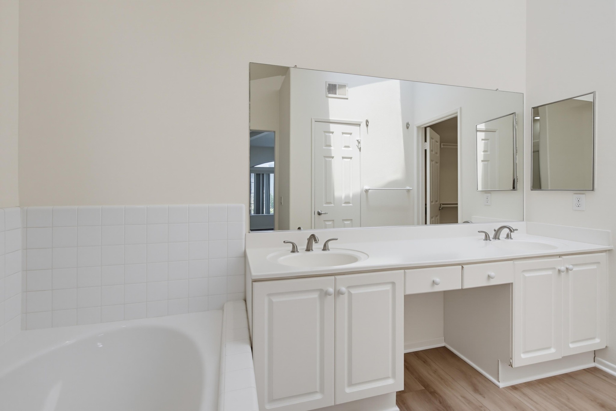 Virtual tour photo 43 of 66 for 8637 Via Mallorca Unit C