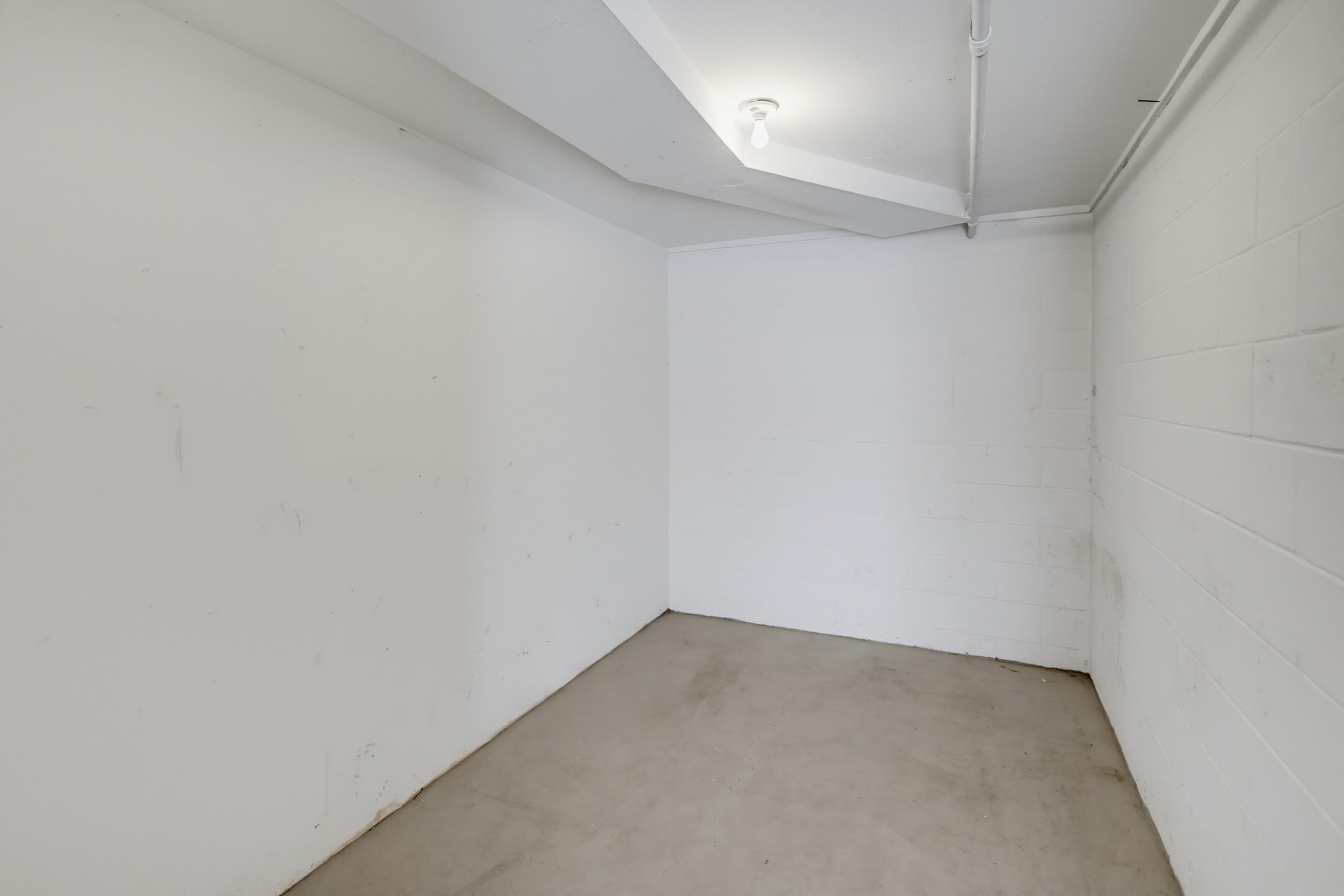Virtual tour photo 55 of 66 for 8637 Via Mallorca Unit C