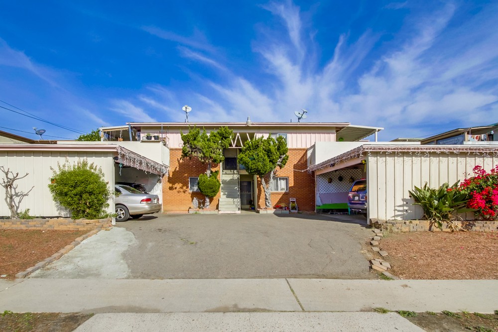 Virtual tour photo 1 of 21 for 8650 Hurlbut St