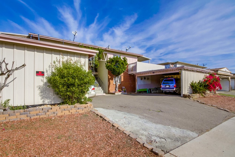 Virtual tour photo 4 of 21 for 8650 Hurlbut St