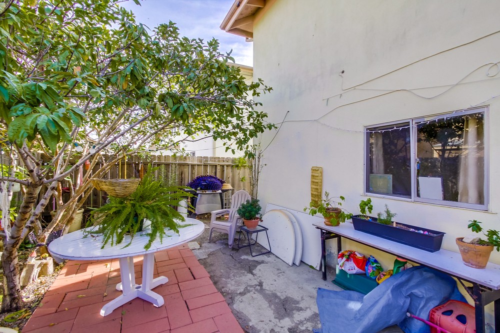 Virtual tour photo 16 of 21 for 8650 Hurlbut St