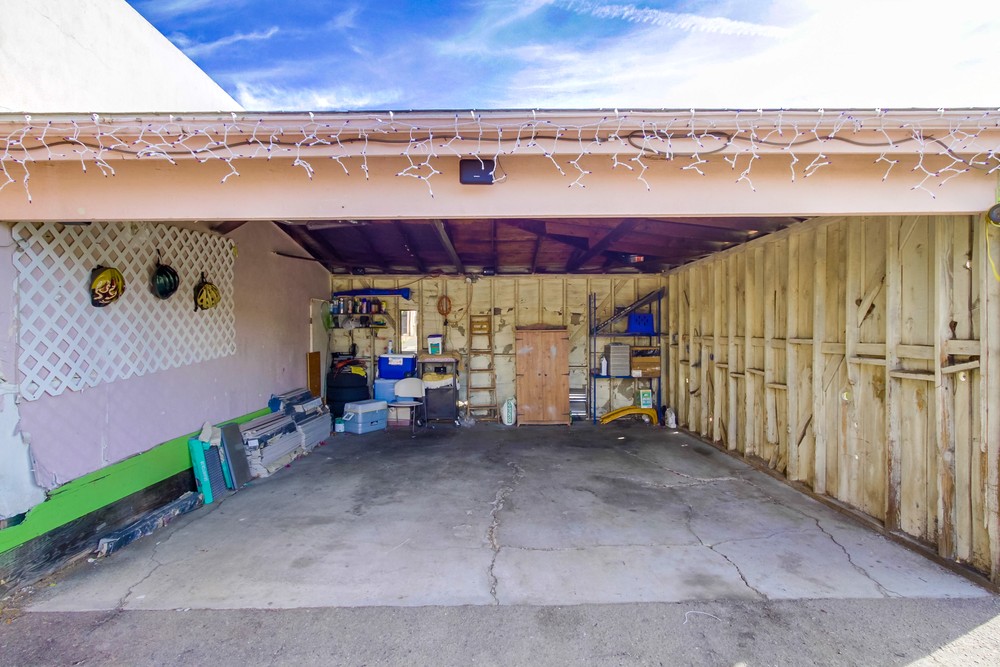 Virtual tour photo 22 of 21 for 8650 Hurlbut St