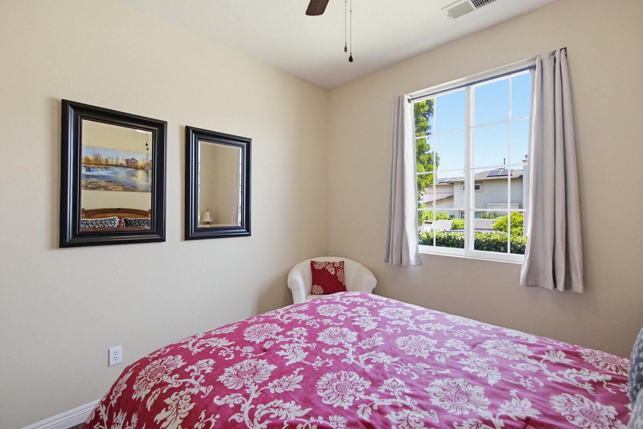 Virtual tour photo 21 of 66 for 866 Yosemite Dr