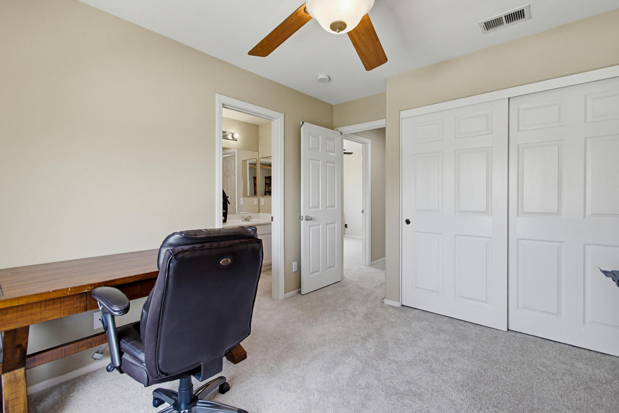 Virtual tour photo 27 of 66 for 866 Yosemite Dr
