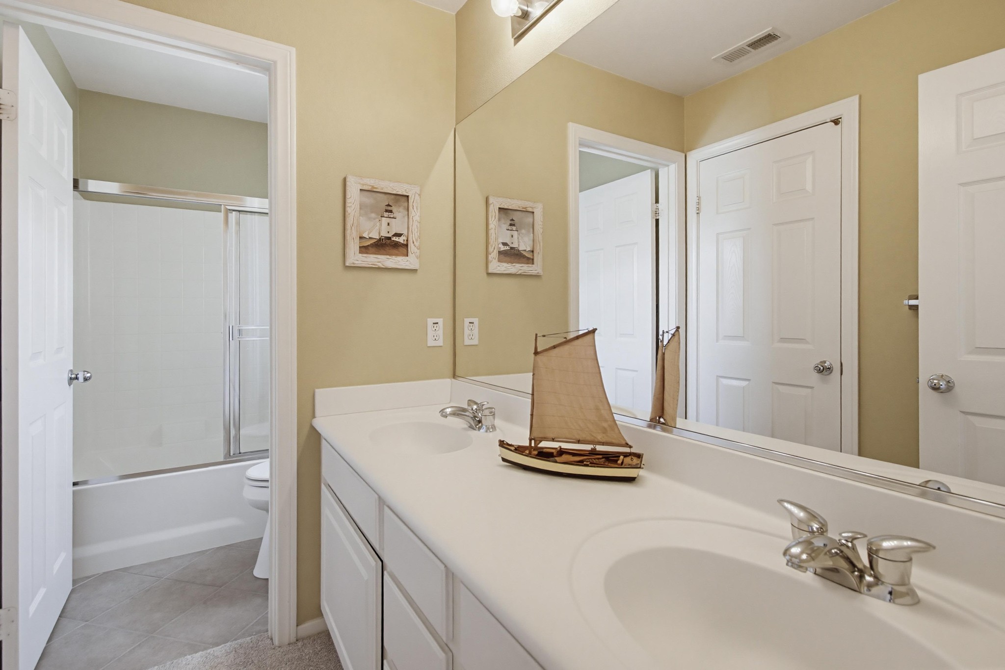 Virtual tour photo 28 of 66 for 866 Yosemite Dr