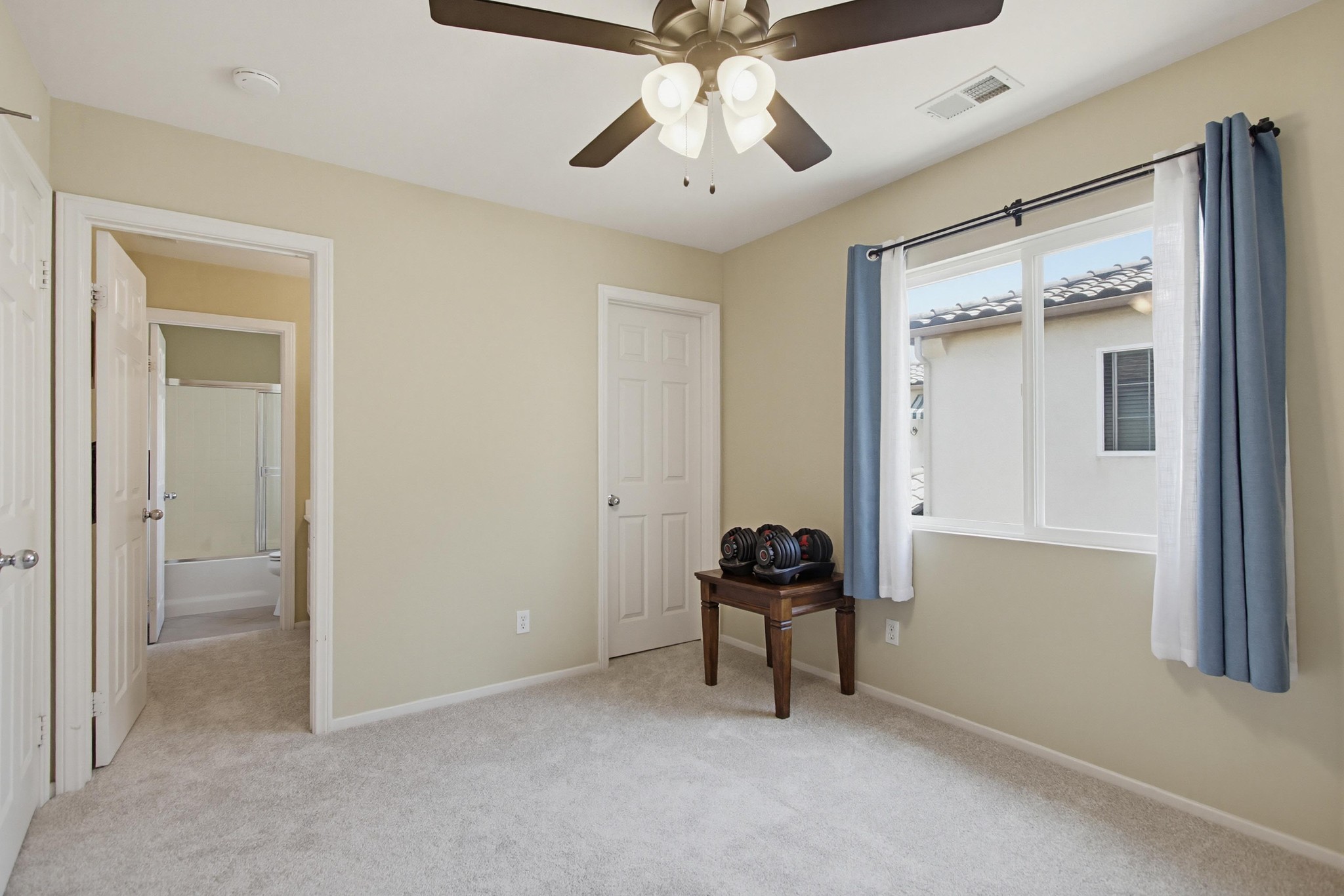 Virtual tour photo 31 of 66 for 866 Yosemite Dr
