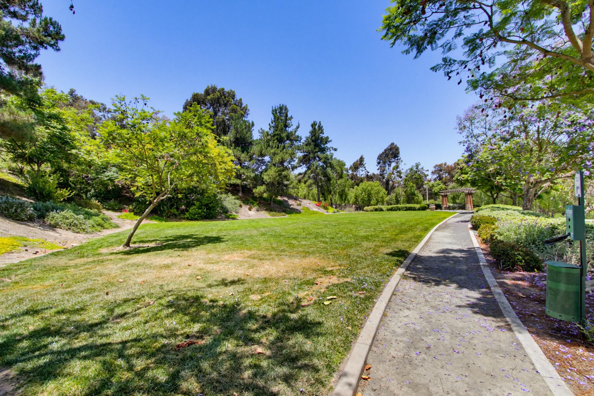 Virtual tour photo 53 of 66 for 866 Yosemite Dr