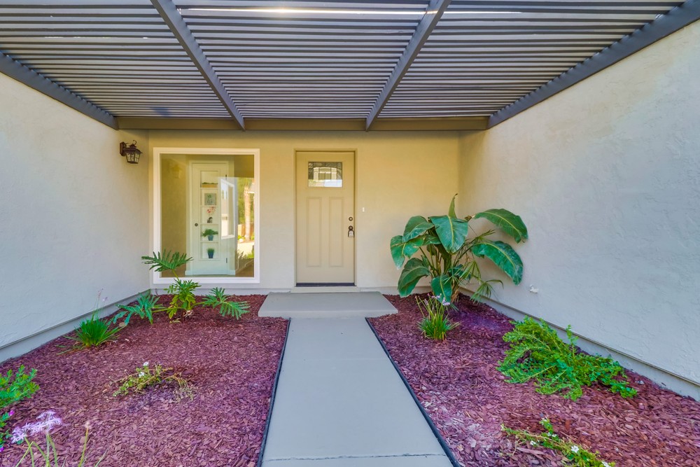 Virtual tour photo 9 of 39 for 8662 Robles Dr