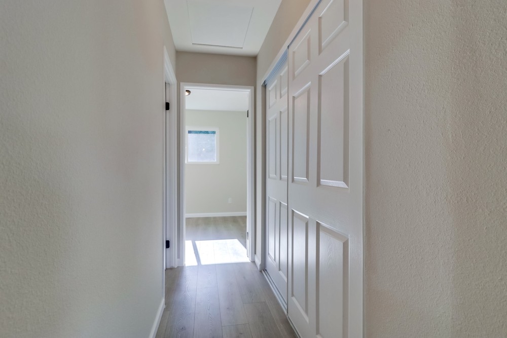Virtual tour photo 25 of 39 for 8662 Robles Dr
