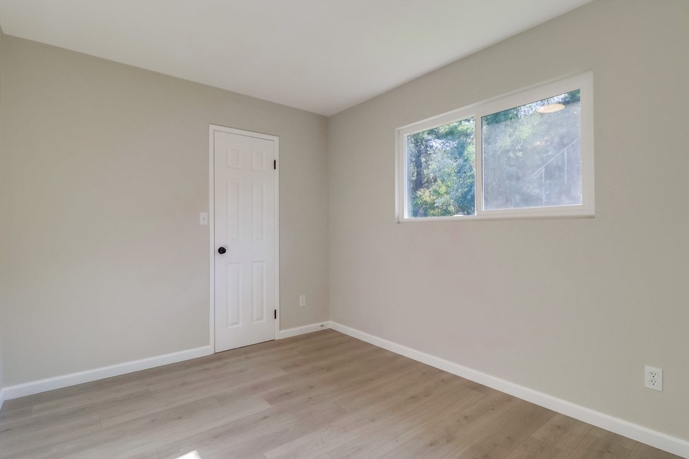 Virtual tour photo 29 of 39 for 8662 Robles Dr