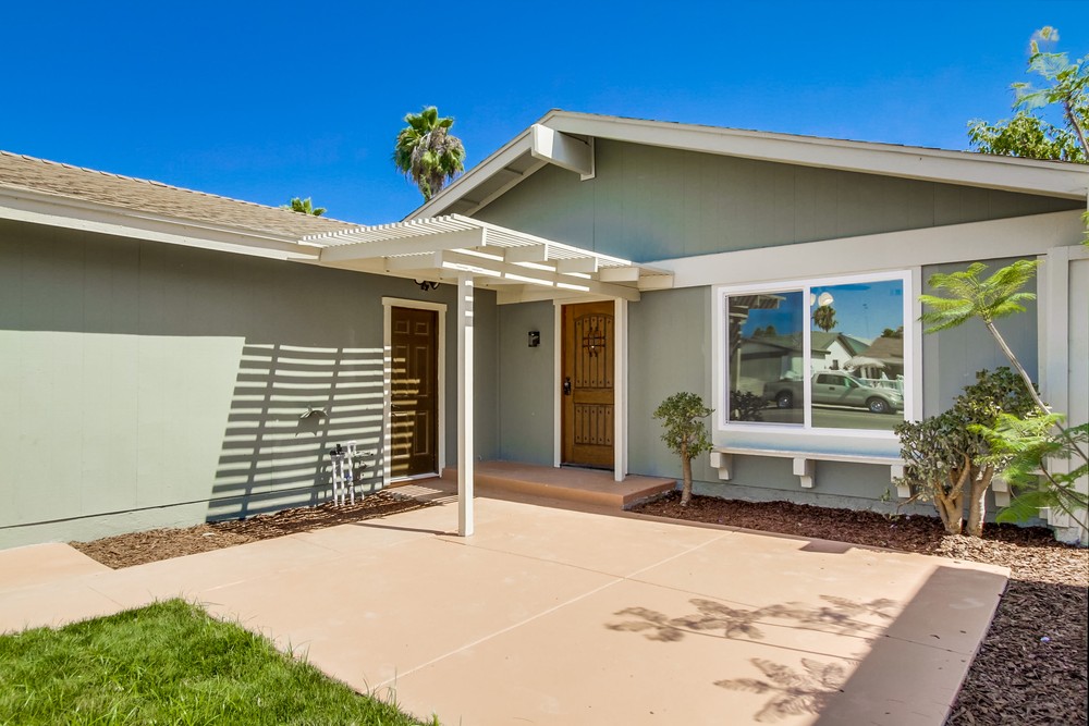 Virtual tour photo 5 of 29 for 8663 Aquarius Dr