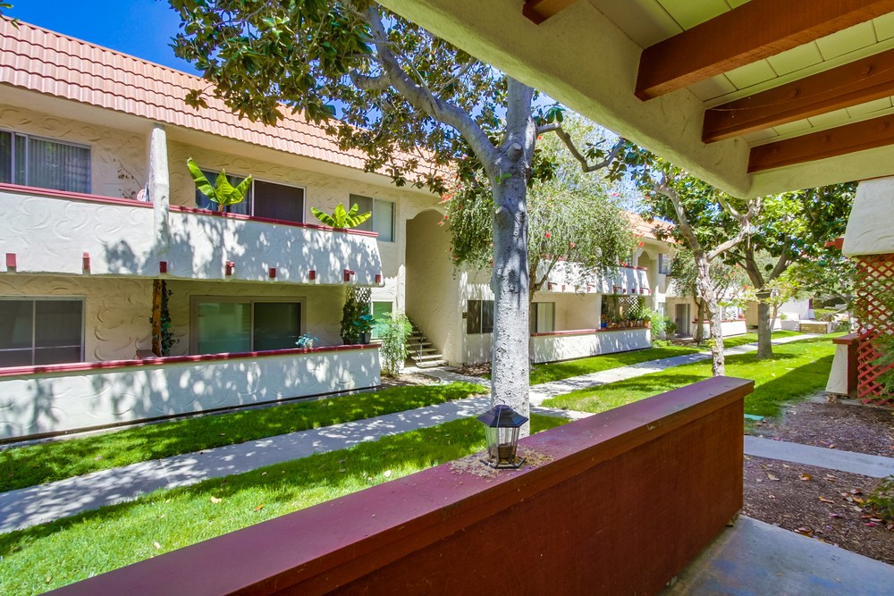 Virtual tour photo 23 of 30 for 8665 Lake Murray Blvd #6