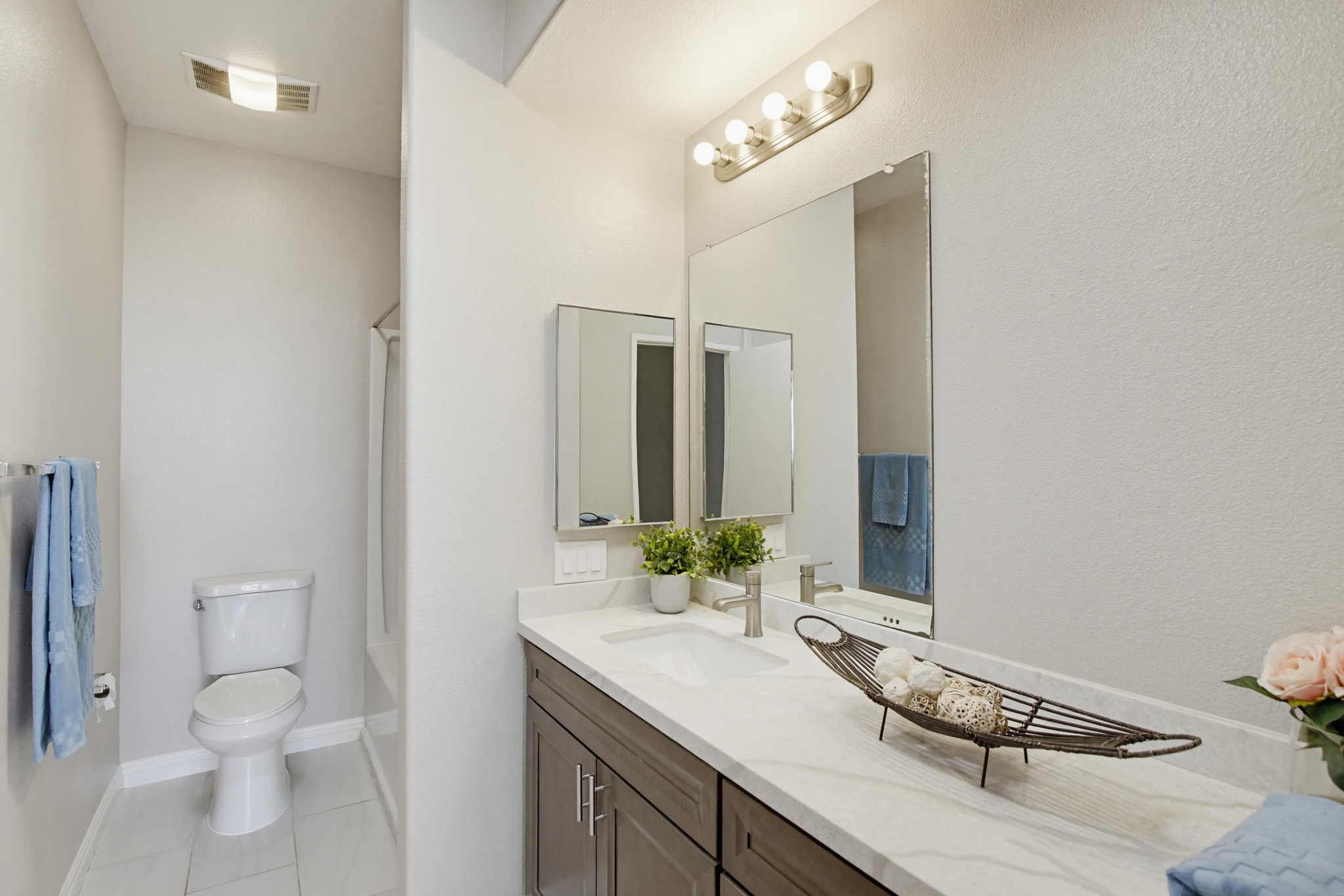 Virtual tour photo 17 of 34 for 8668 New Salem St UNIT 103