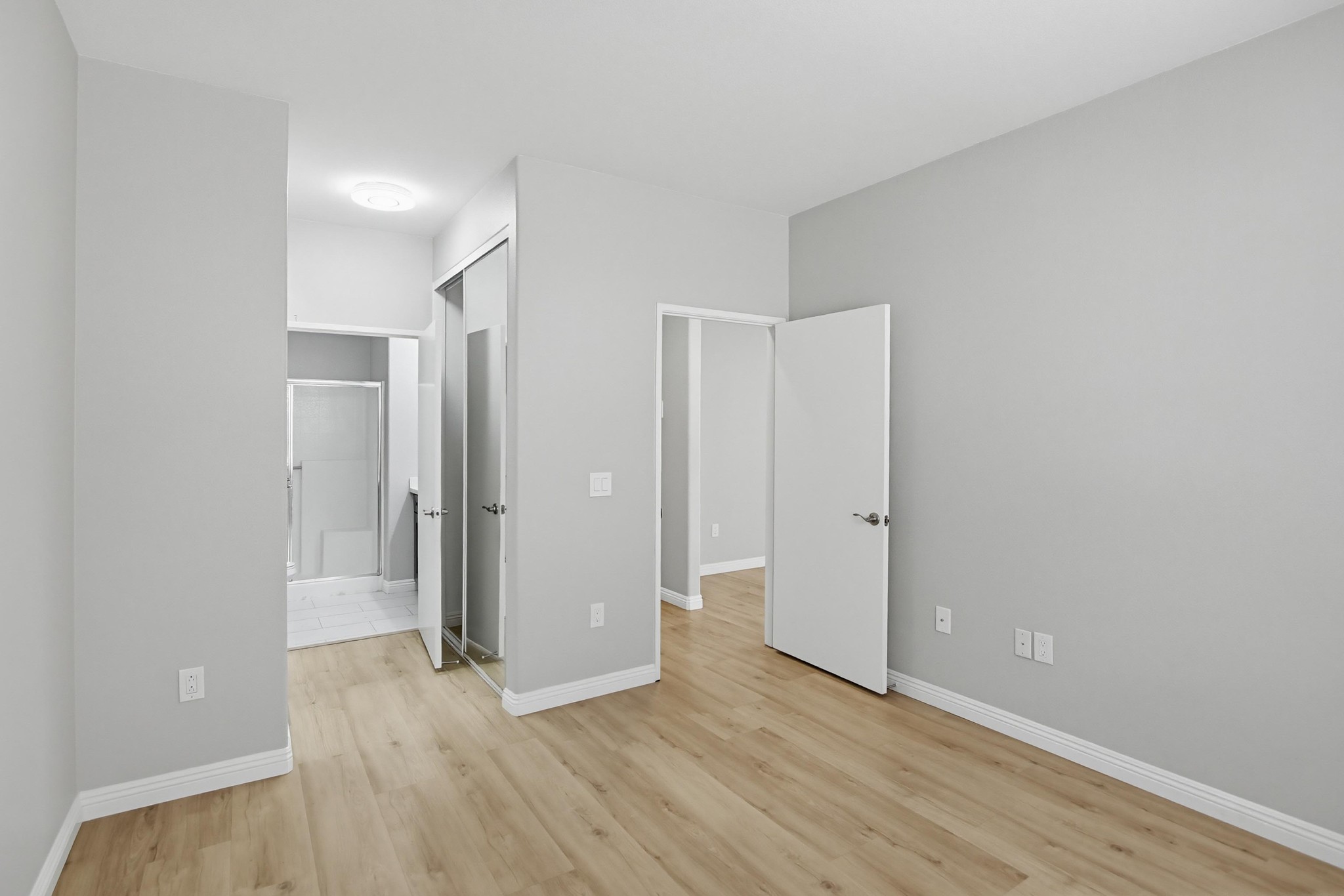 Virtual tour photo 23 of 34 for 8668 New Salem St UNIT 103