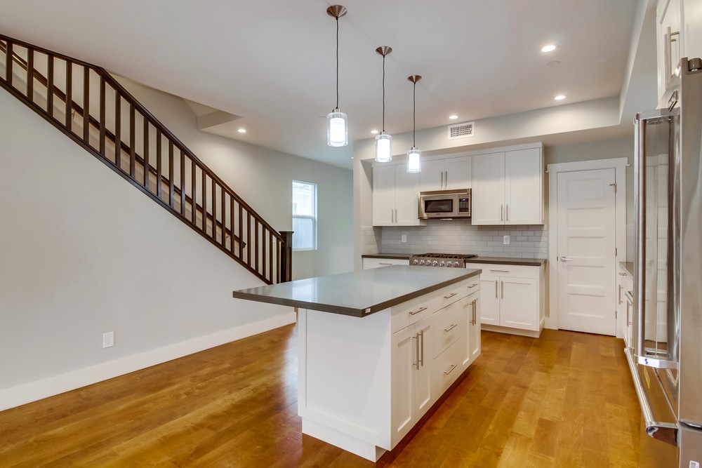 Virtual tour photo 19 of 38 for 867 Wilbur Ave