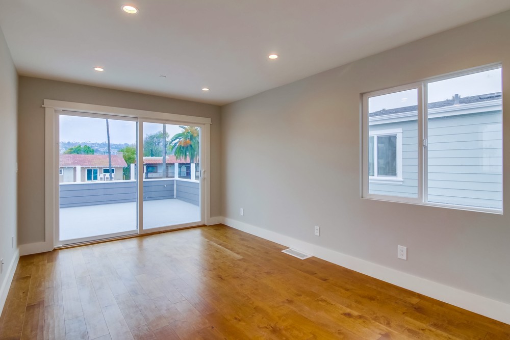 Virtual tour photo 28 of 38 for 867 Wilbur Ave