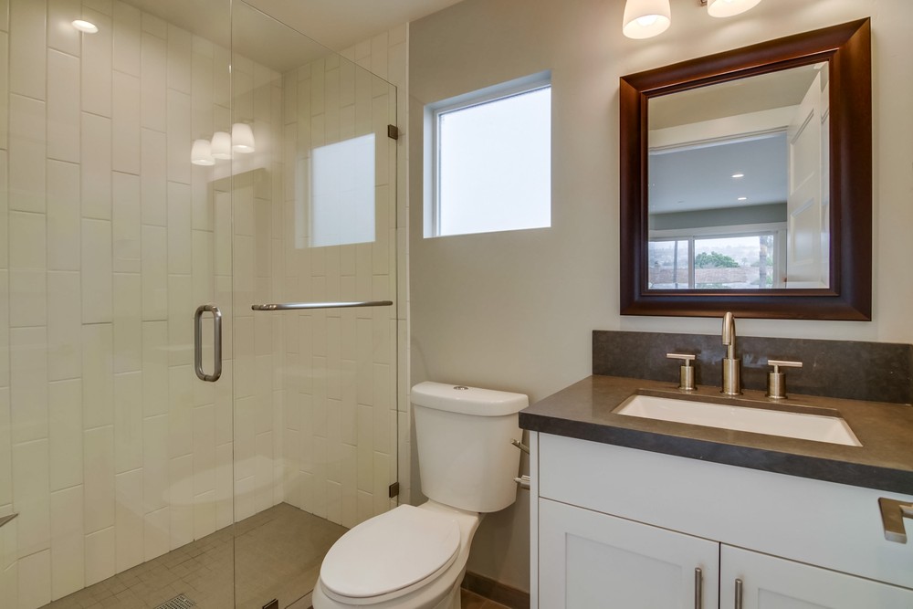Virtual tour photo 32 of 38 for 867 Wilbur Ave